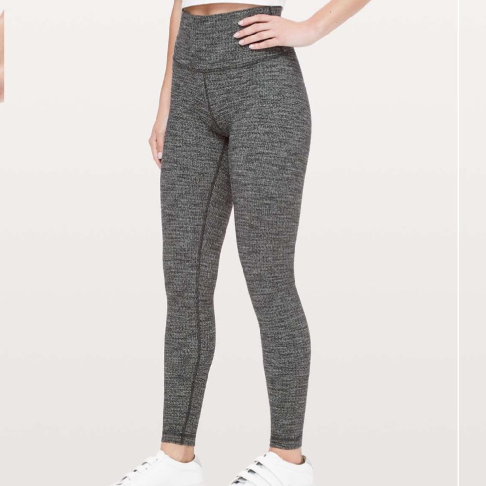 Lululemon Wunder Under High-Rise Tight *28"
Luon Variegated Knit Heather…